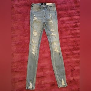 New Hollister Jeans